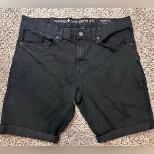 Men David Bitton black denim shorts with a 29" inseam #denimshorts